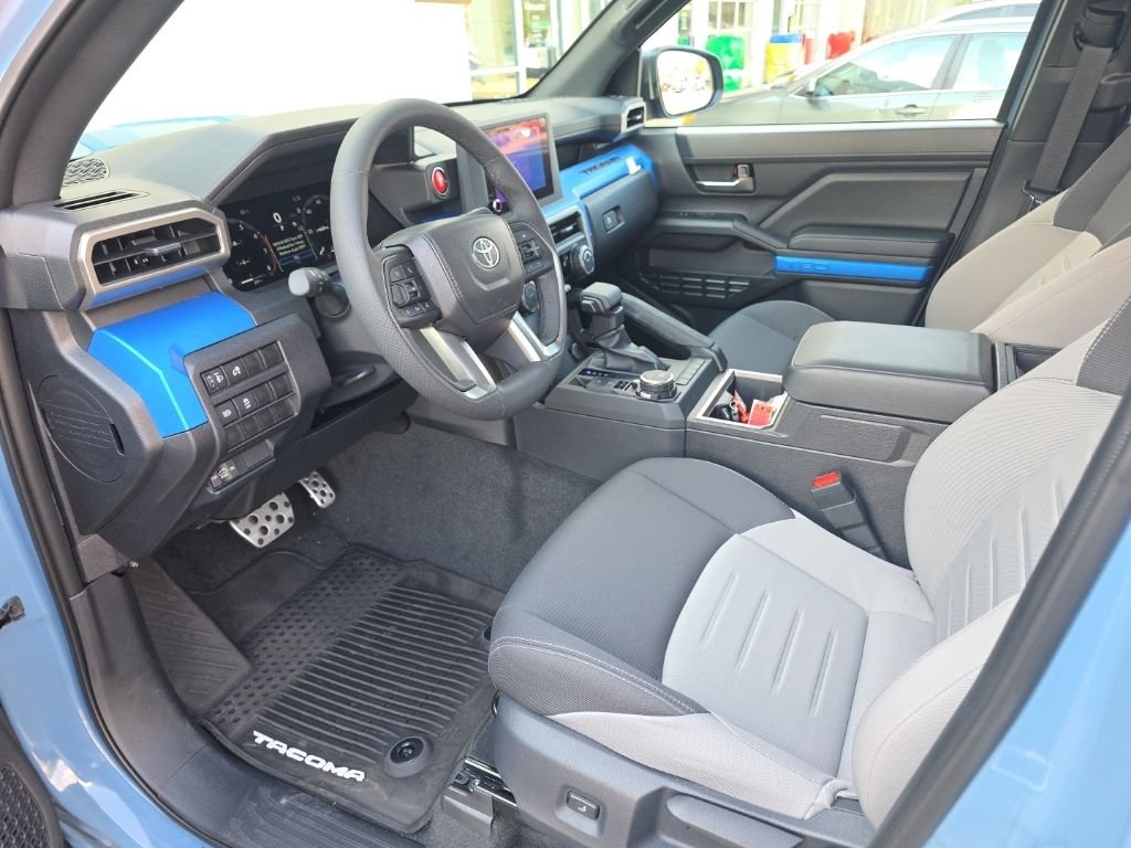 2026 Toyota Tacoma TRD Sport - Photo 9