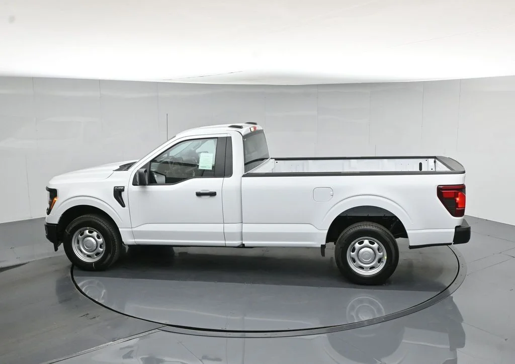 New 2026 Oxford White Ford XL image 46