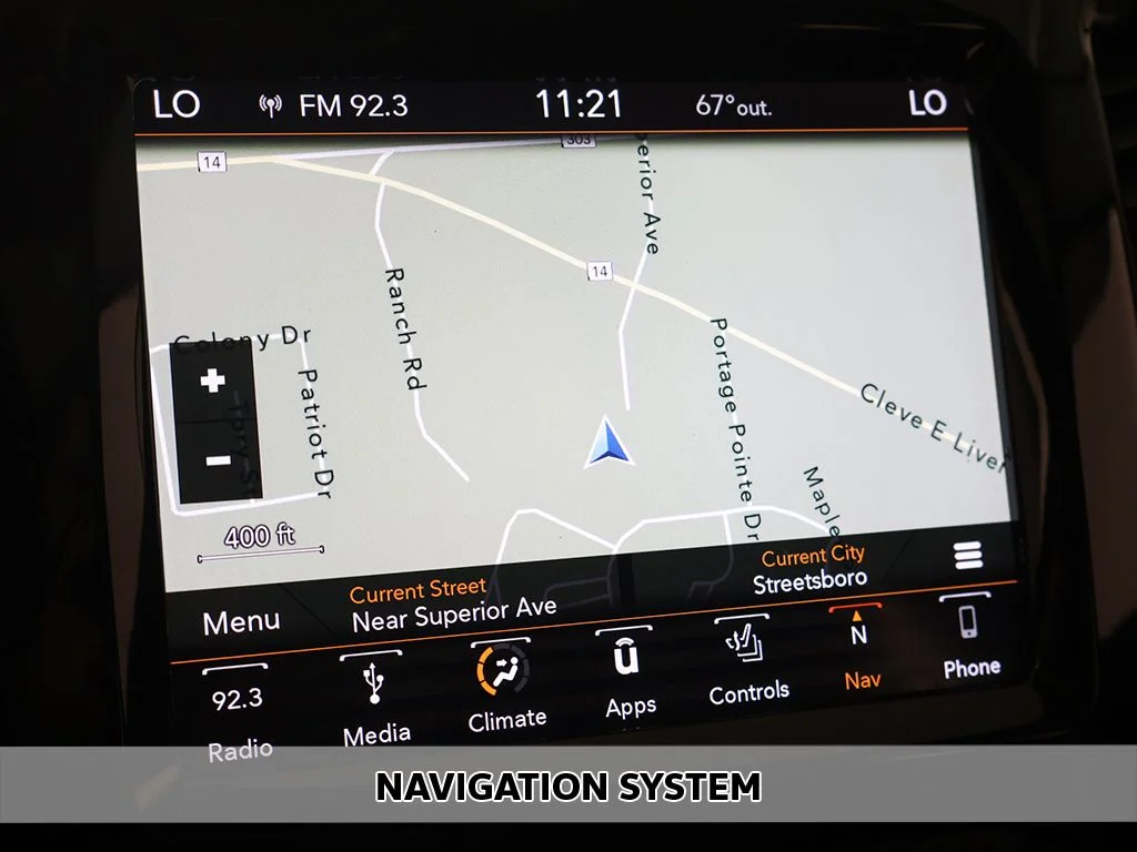 Used 2019 White Jeep Limited image 3