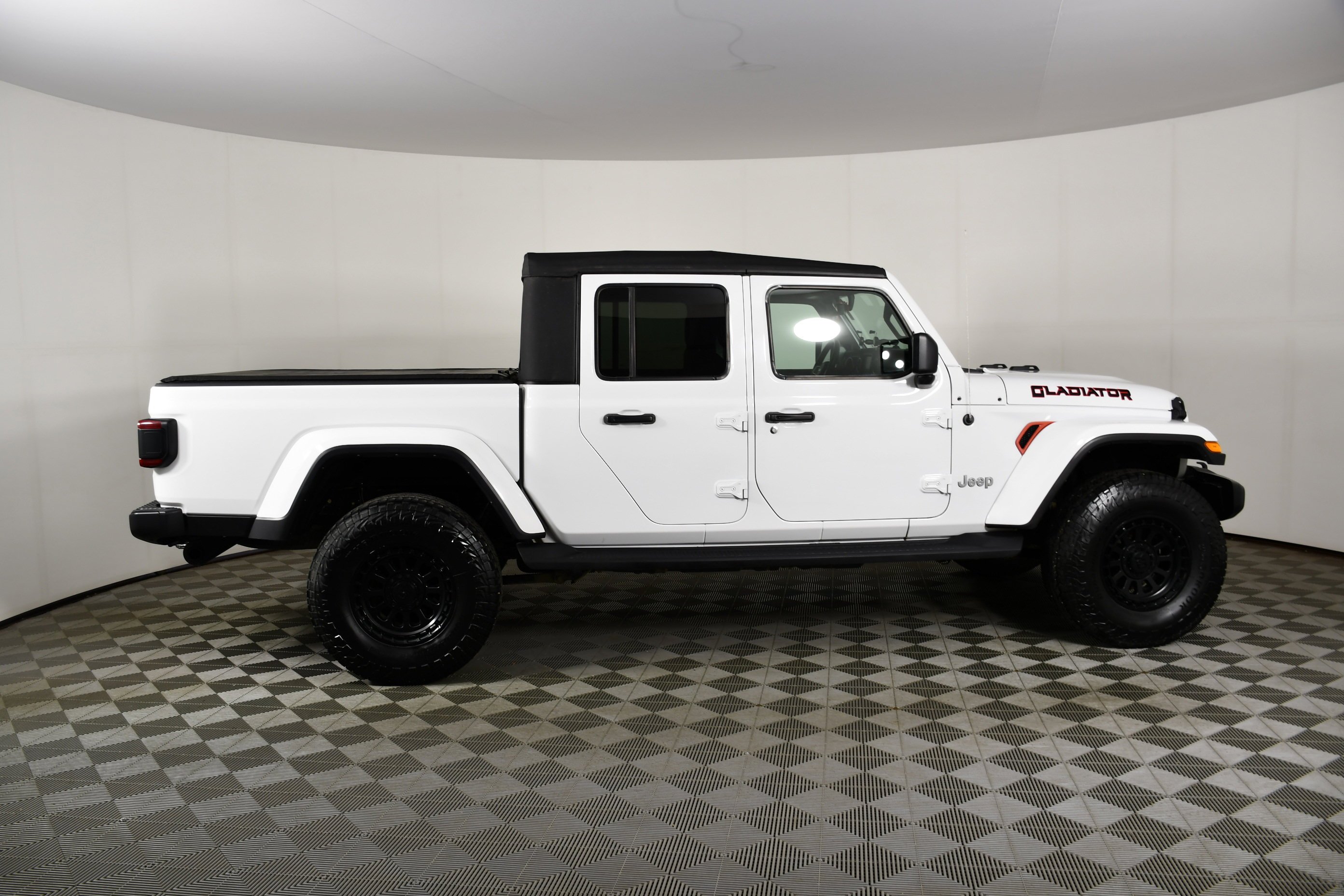 Used 2021 Bright White Clearcoat Jeep Overland image 5
