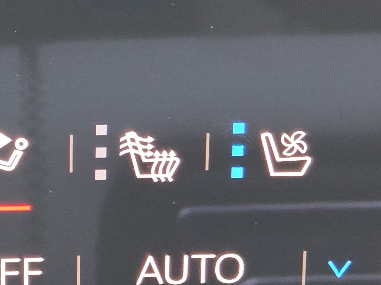 2026 GMC Yukon XL Denali - Photo 6