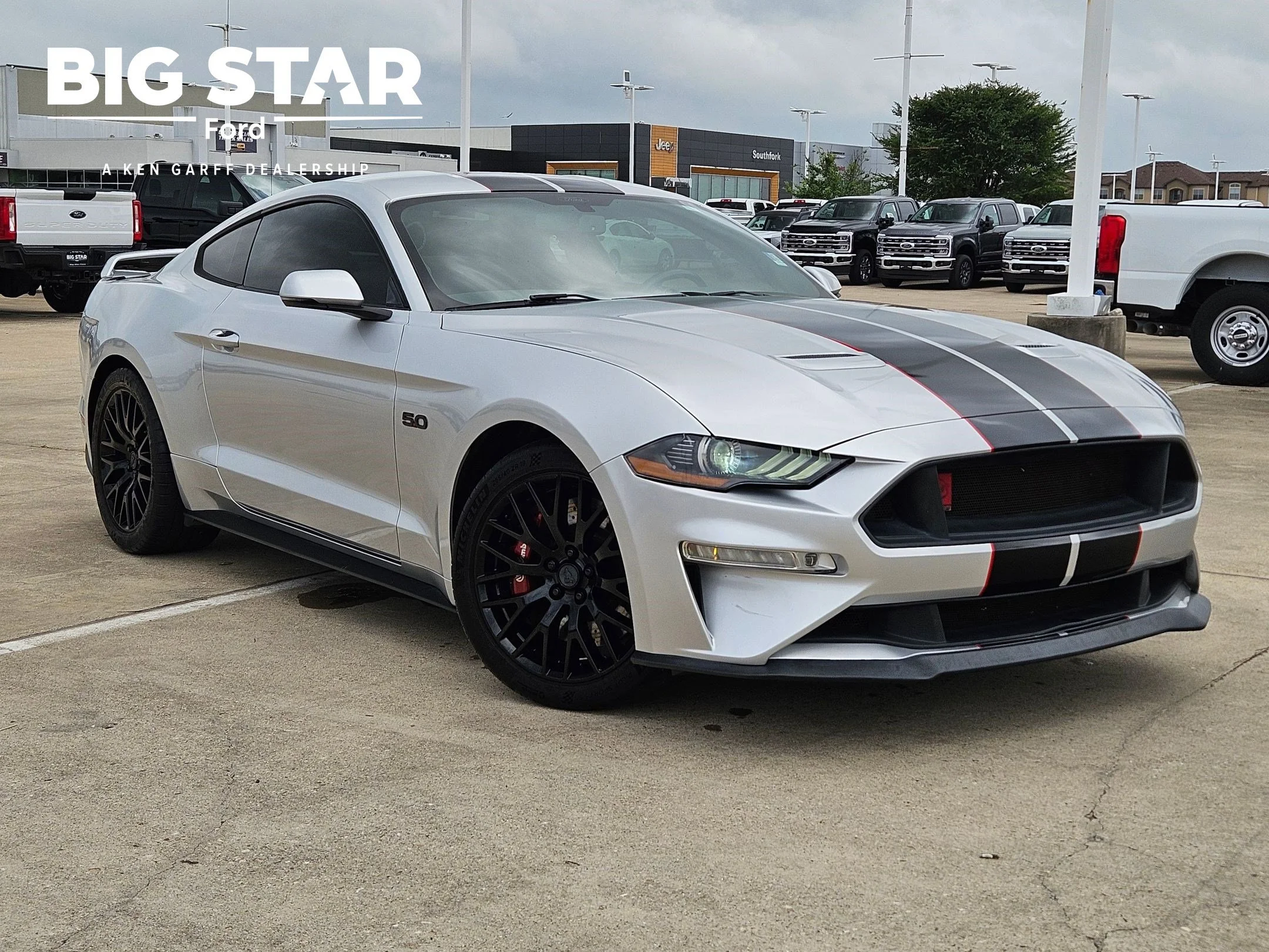 2019 Ford Mustang GT Coupe Premium's photo