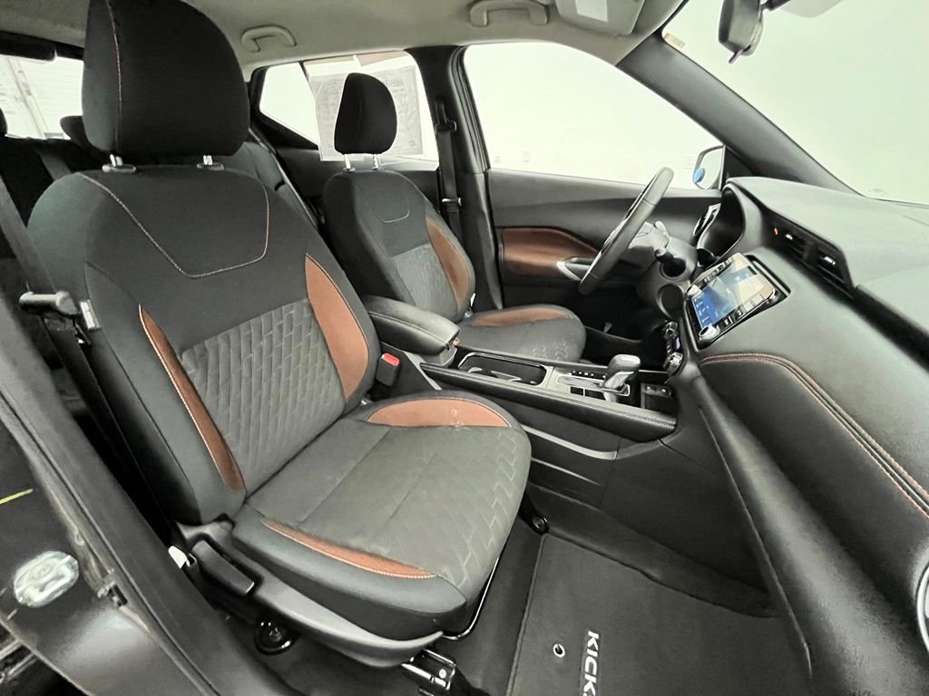 Used 2024 Gun Metallic Nissan SR image 33