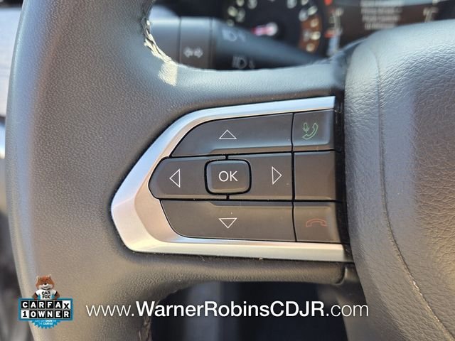 Used 2024  Jeep Latitude image 27
