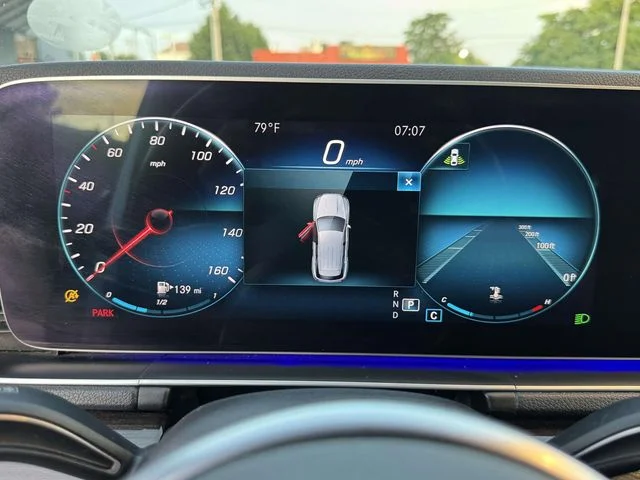 Used 2020 Silver Mercedes-Benz GLE 350 image 33