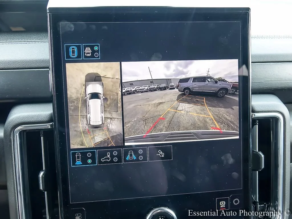 2026 GMC Yukon Denali - Photo 21