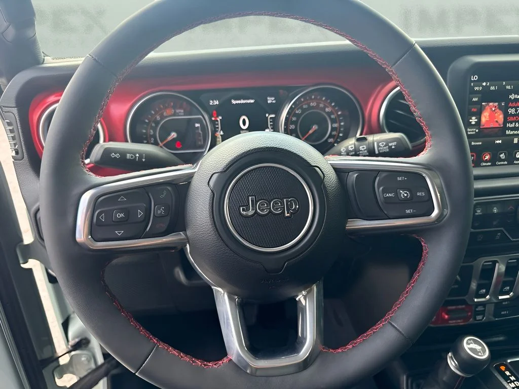 Used 2023 Gray Jeep Rubicon image 12