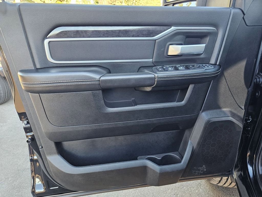 2024 RAM Ram 3500 Pickup Big Horn - Photo 11