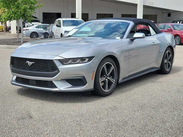 Used 2024 Silver Metallic Ford EcoBoost Premium image 3