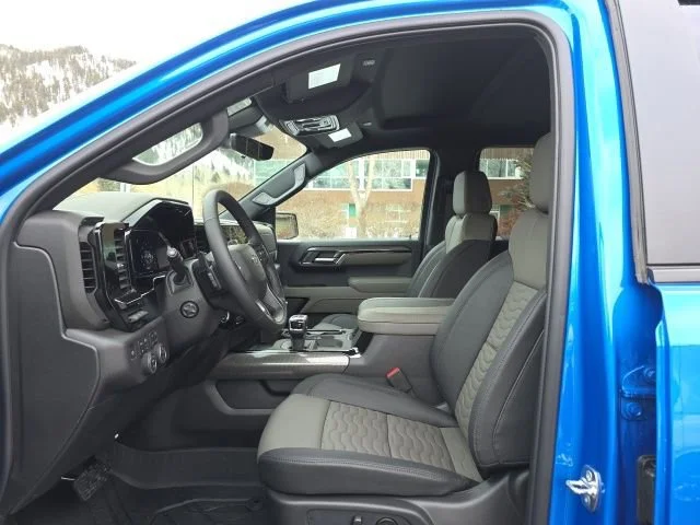 New 2026 Riptide Blue Metallic Chevrolet ZR2 image 25