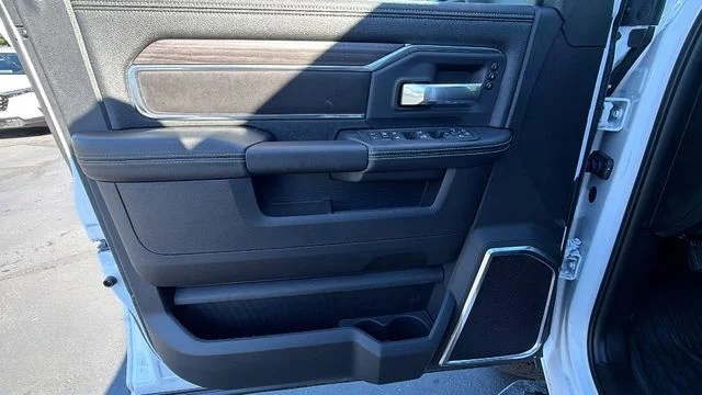 2026 RAM 2500 Laramie - Photo 21