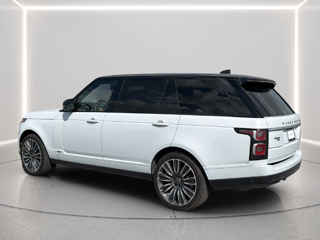 Used 2020  Land Rover Autobiography image 4