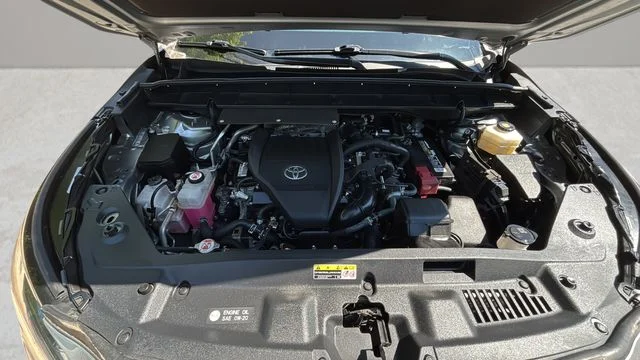 Used 2023 Silver Toyota LE image 32