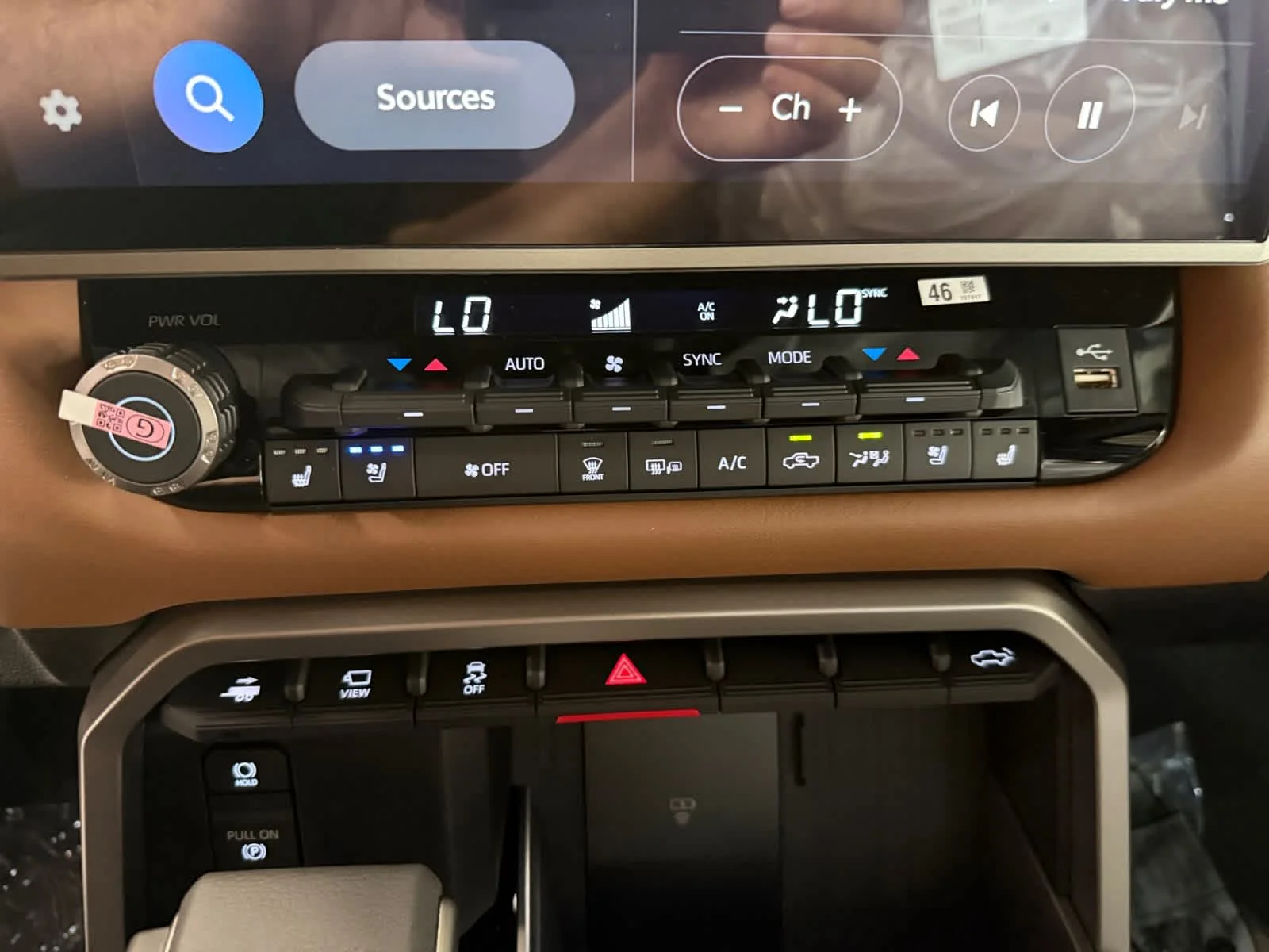 2026 Toyota Tundra 1794 Edition - Photo 17