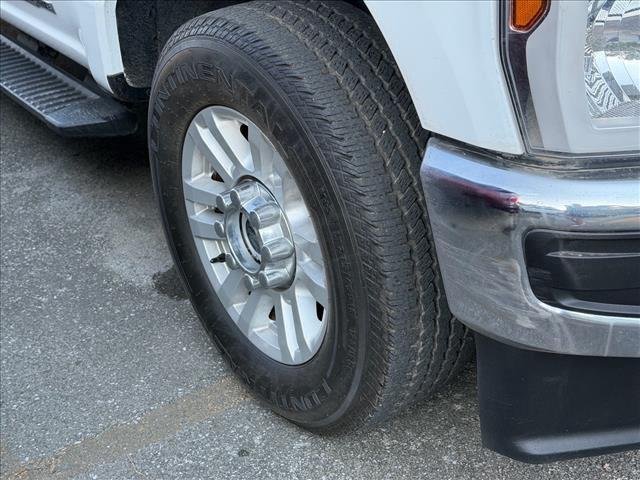 Used 2024 Oxford White Ford XL image 7