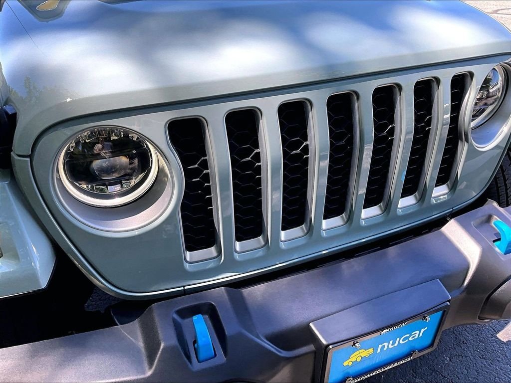 Used 2023 Gray Jeep Sahara 4xe image 30