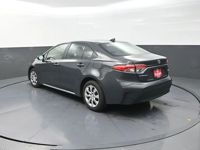 Used 2024  Toyota LE image 6