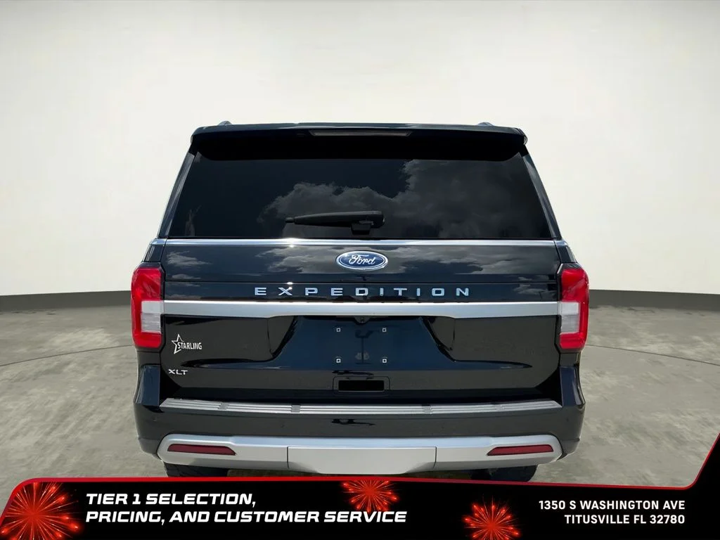 Used 2023 Black Ford XLT image 8