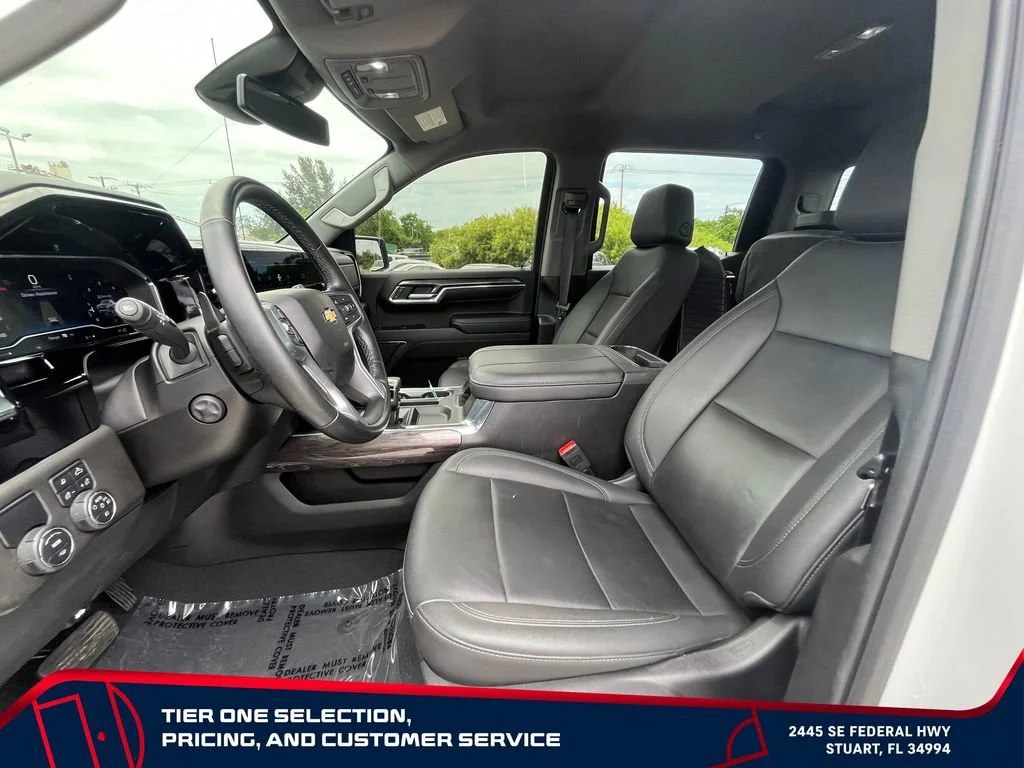 Used 2024 Summit White Chevrolet LTZ image 10