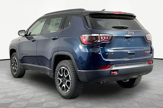 New 2026 Fathom Blue Pearl-Coat Exterior Paint Jeep Trailhawk image 4