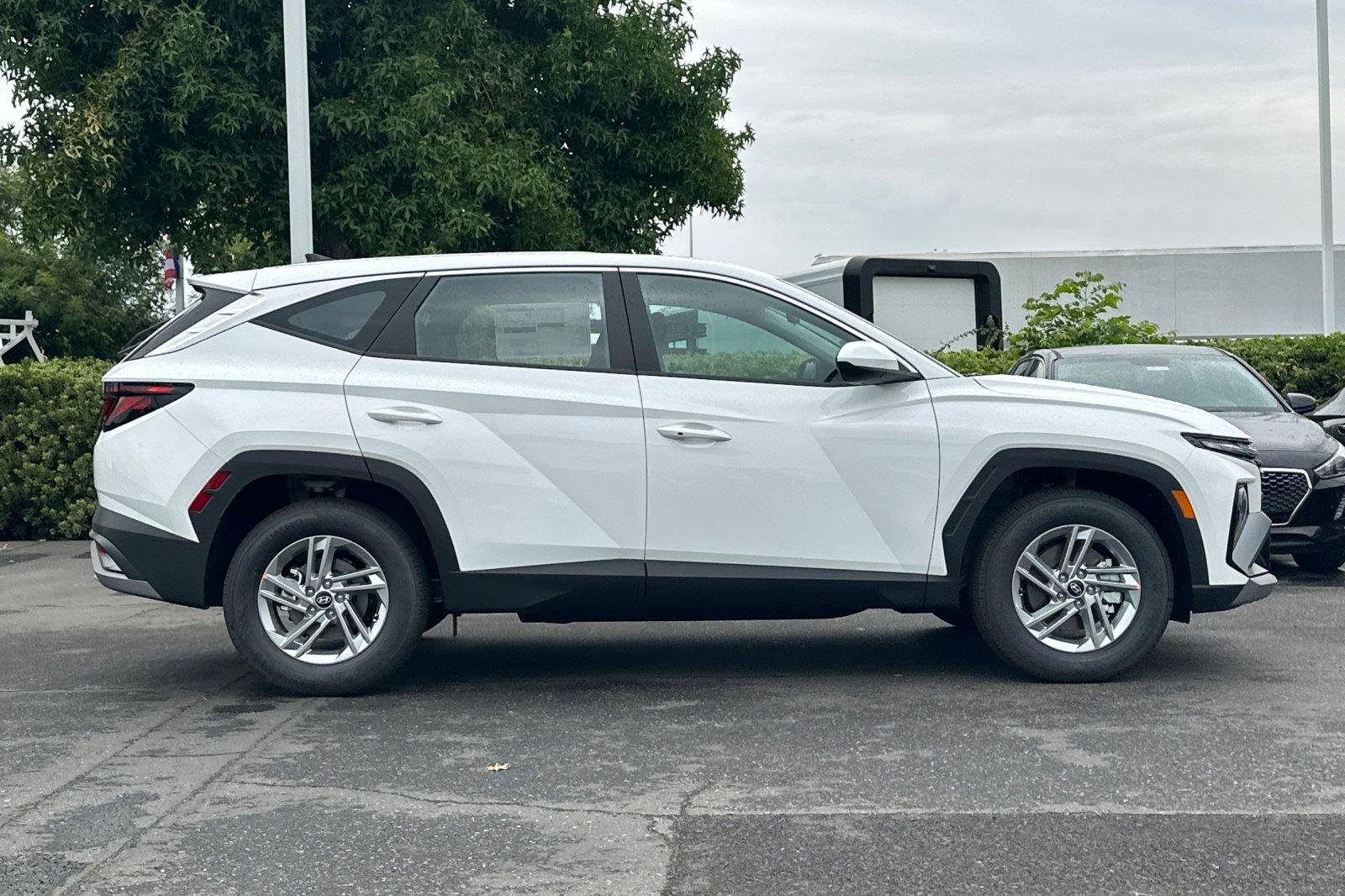 New 2026 Serenity White Pearl Hyundai SE FWD image 19