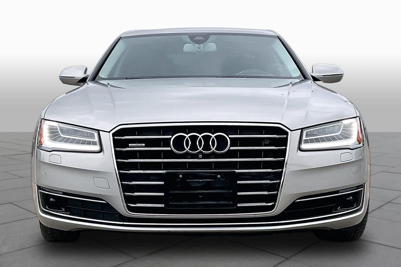 Used 2015 Cuvee Silver Metallic Audi 3.0T image 2