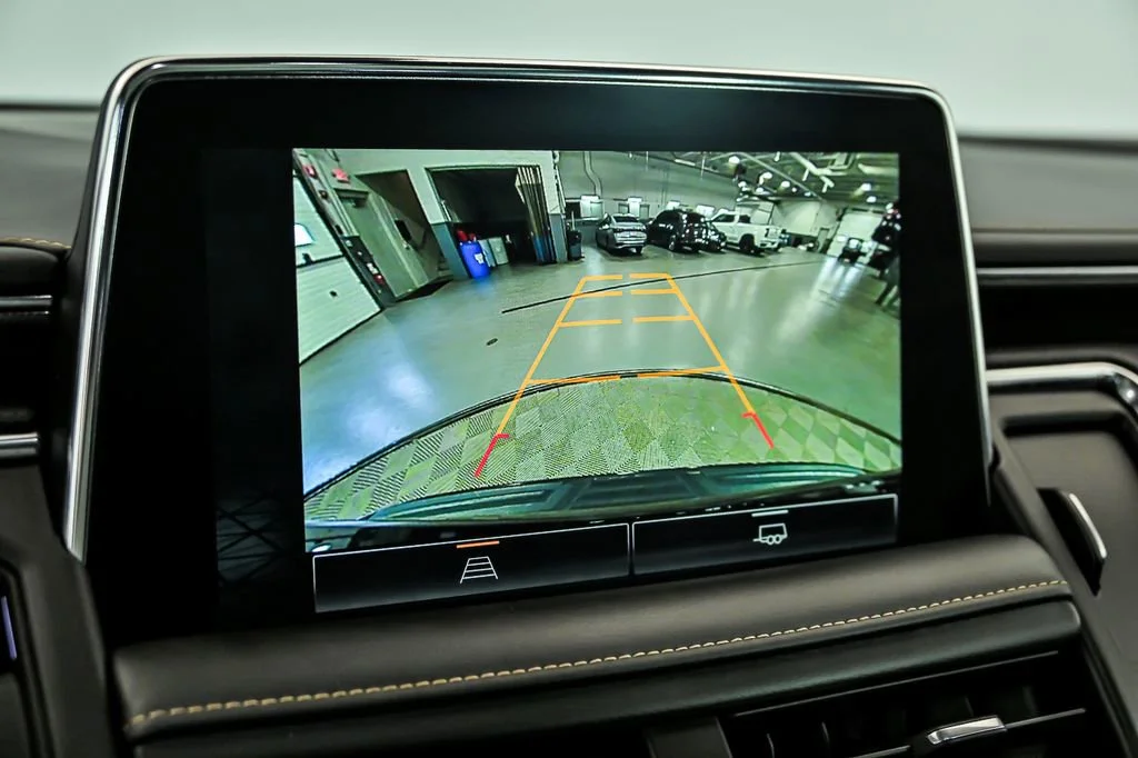 2022 GMC Yukon XL AT4 - Photo 23