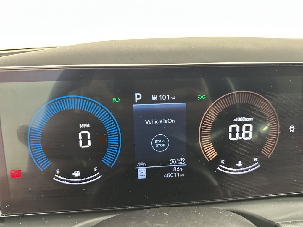 Used 2025 Hampton Gray Hyundai SEL image 18