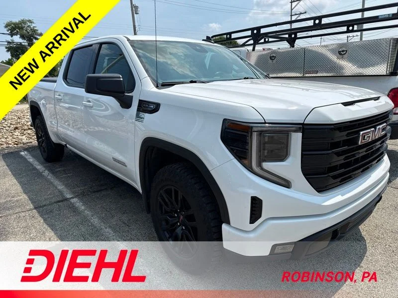 Used 2024 White GMC Elevation image 1
