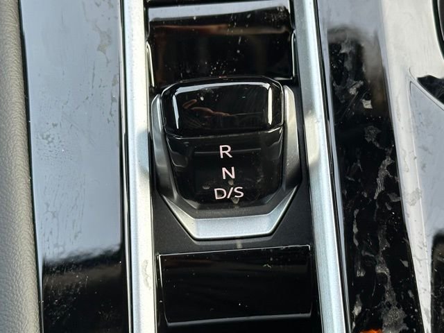 New 2026 Deep Black Pearl Volkswagen 2.0T SE w/Technology image 35