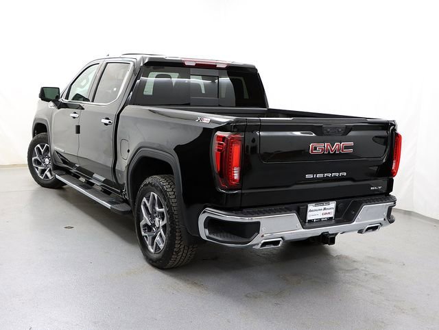 2026 GMC Sierra 1500 SLT - Photo 9