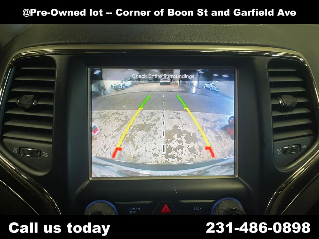 Used 2014 White/off-white Jeep Summit image 25
