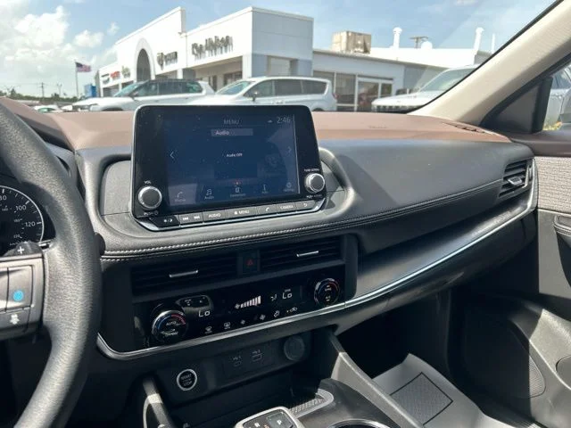 Used 2023 Gray Nissan SV image 35