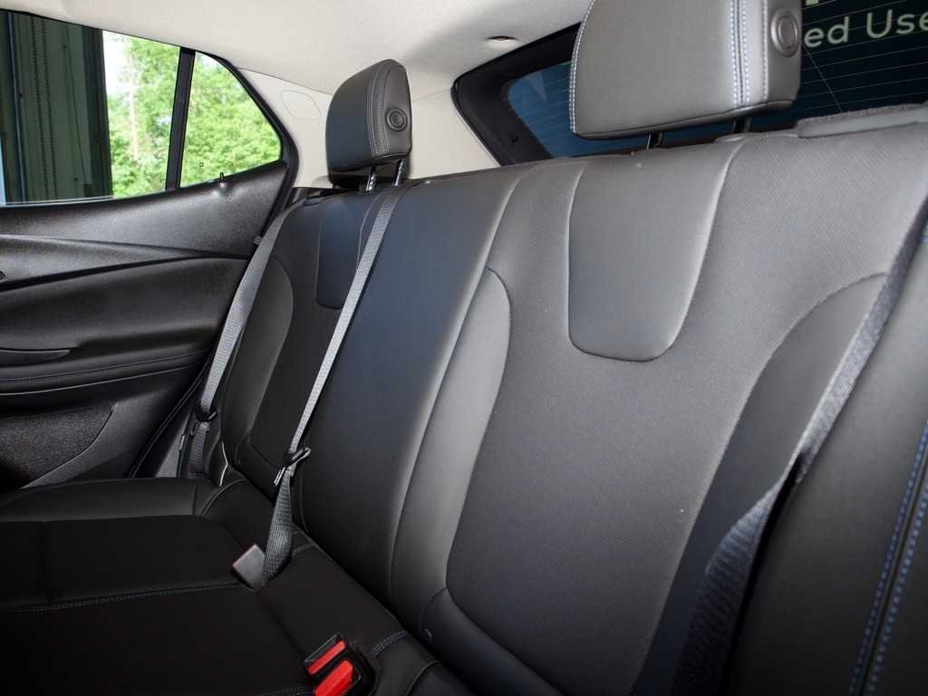 2025 Buick Encore GX Sport Touring - Photo 23