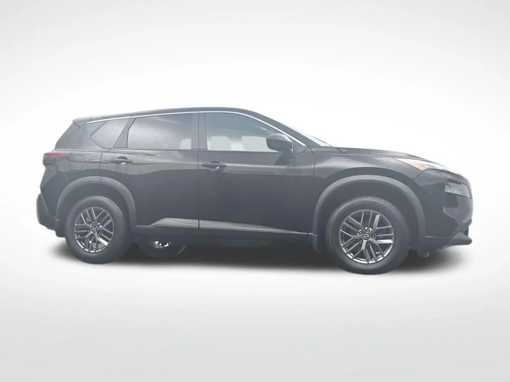 Used 2023 Black Nissan S image 32
