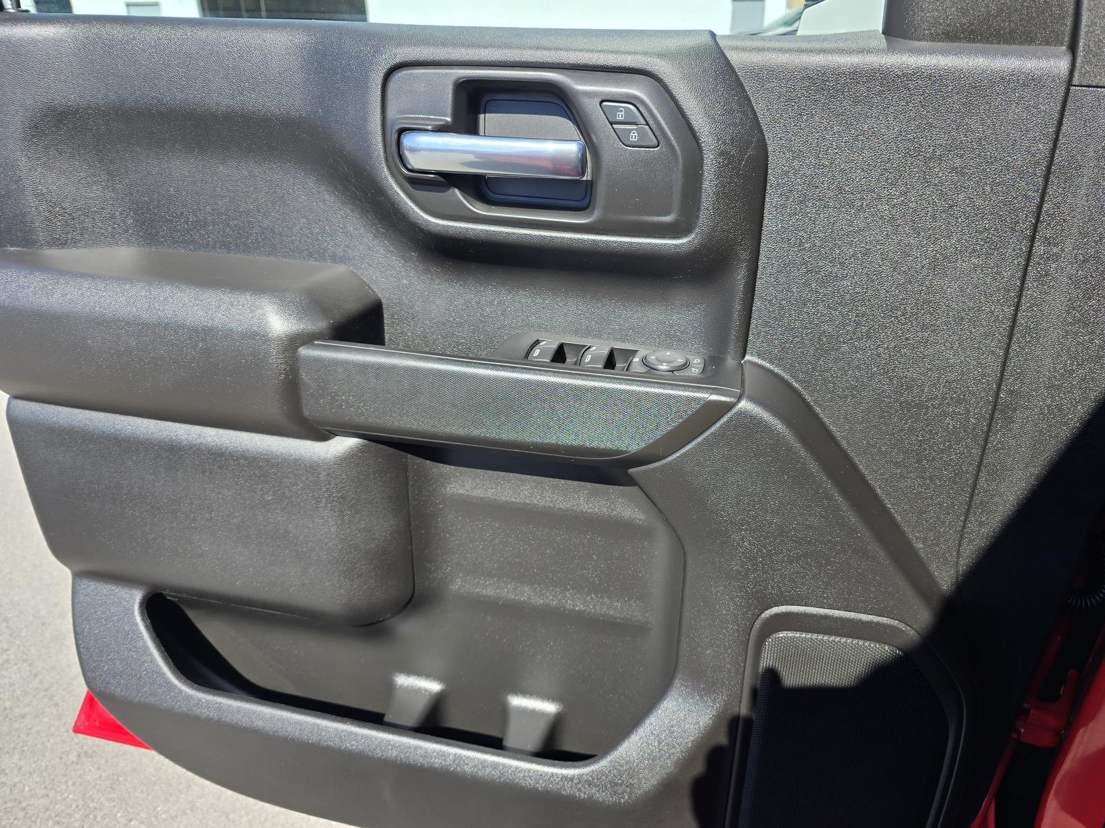 2024 Chevrolet Silverado 1500 Custom - Photo 12