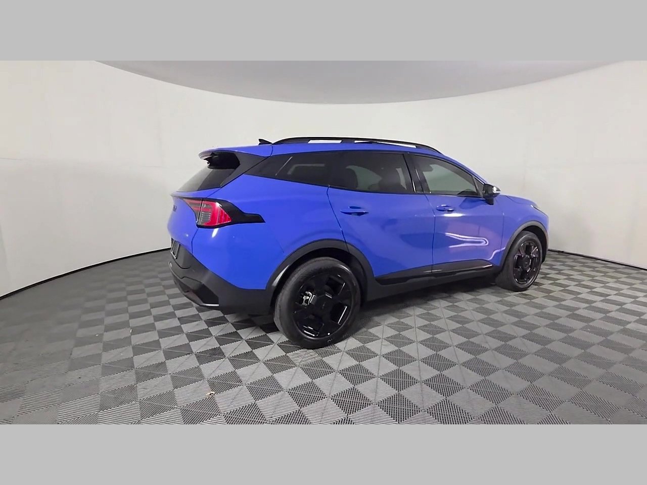 Used 2026 Blue Kia X-Line image 39