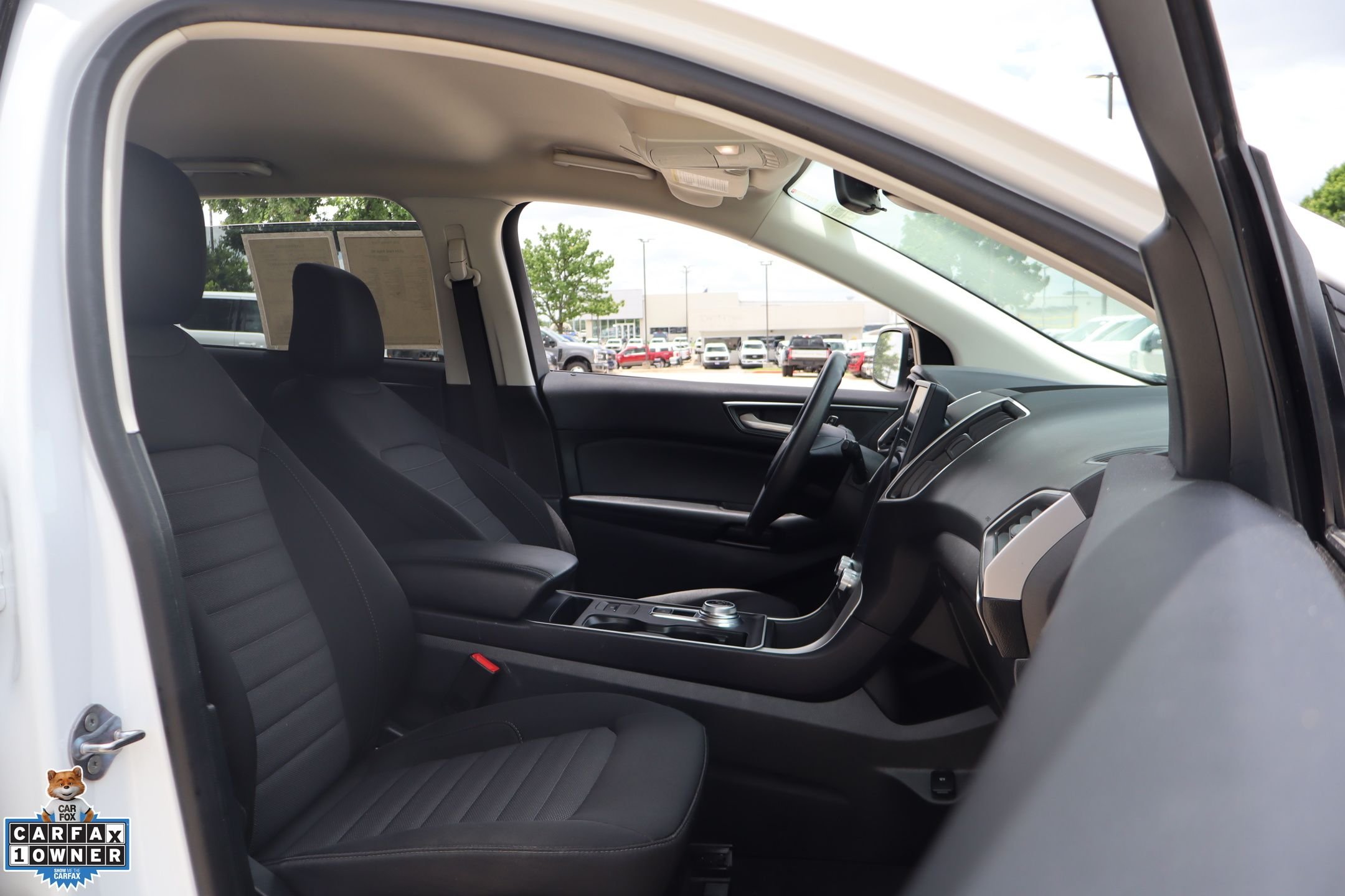 Used 2024 White Ford SE image 28