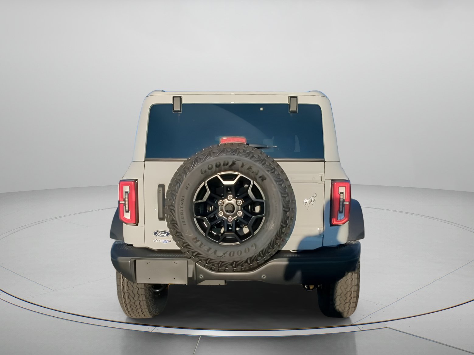 New 2026 Avalanche Gray Ford Badlands® image 21