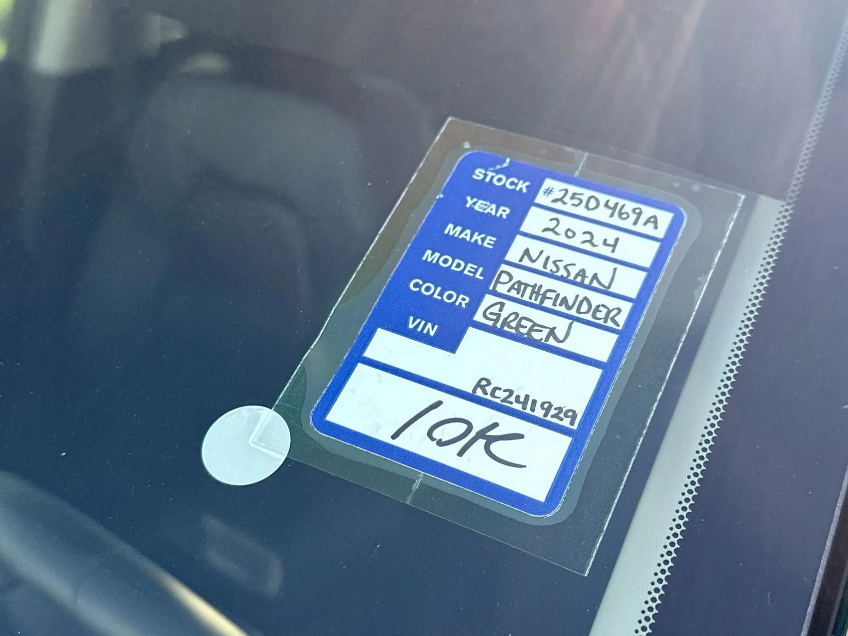 2025 Toyota Prius LE - Photo 25
