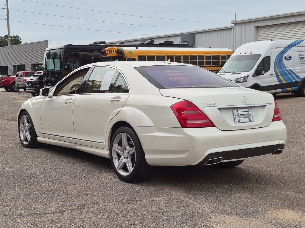 Used 2011 White Mercedes-Benz S 550 image 3