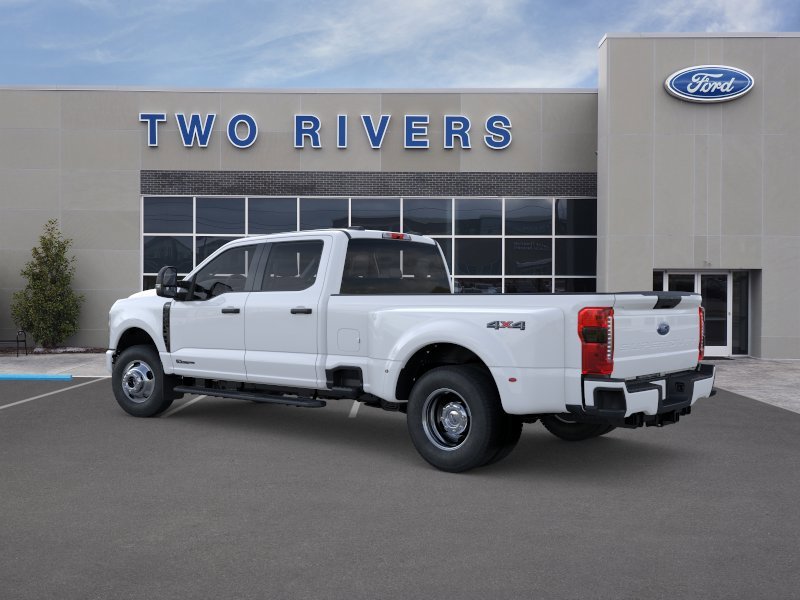 New 2026 Oxford White Ford F-350® XL image 4