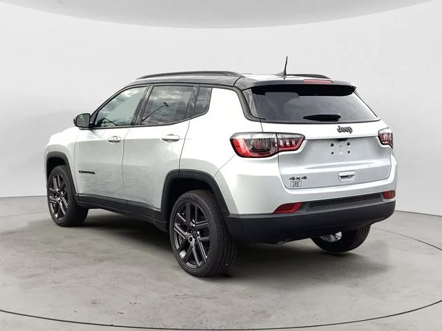New 2026 Silver Jeep LIMITED ALTITUDE 4X4 image 3