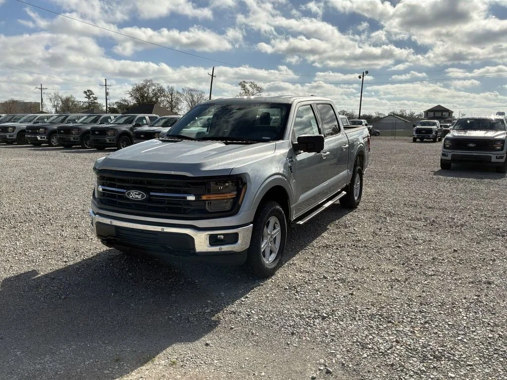 New 2026 Iconic Silver Metallic Ford XLT image 10
