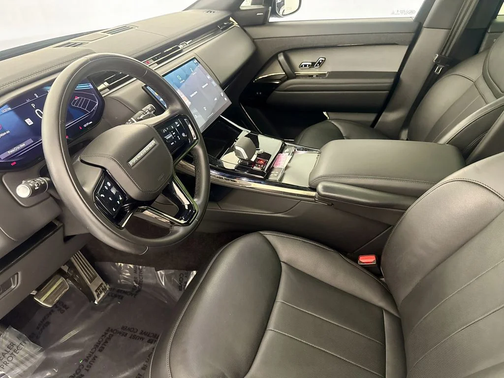 Certified Used 2024 Black Land Rover Dynamic SE image 9