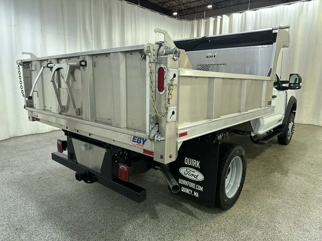 New 2025 Oxford White Ford F-550® XL image 8