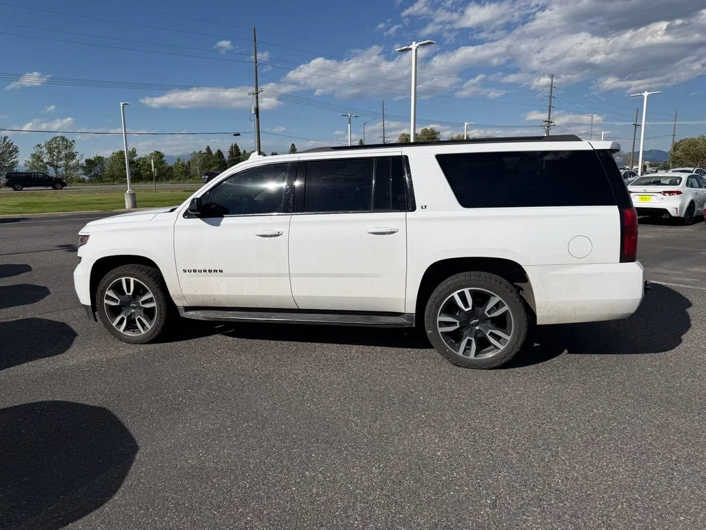 Used 2020 SUMMIT WHITE Chevrolet LT image 2