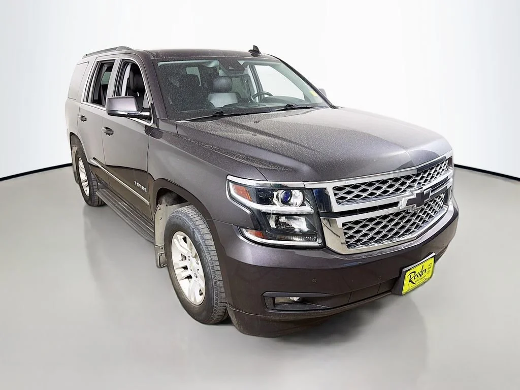 Used 2016 Tungsten Metallic Chevrolet LT image 4