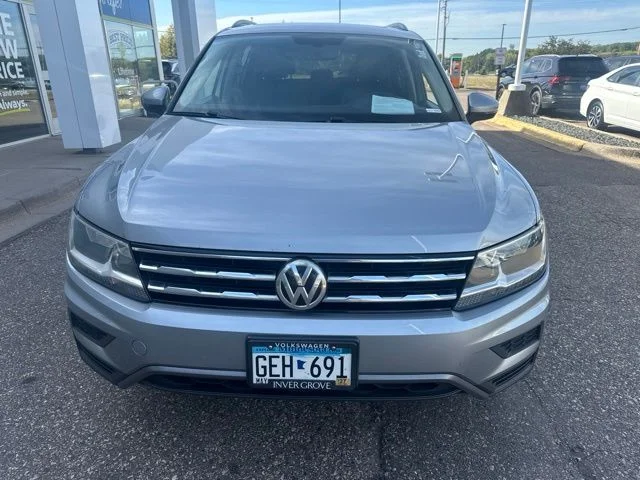 Used 2021 Silver Metallic Volkswagen 2.0T SE image 8