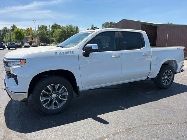 New 2026 Summit White Chevrolet LT (2FL) image 7